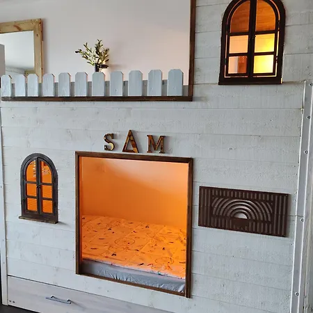 Sam - Face à La *